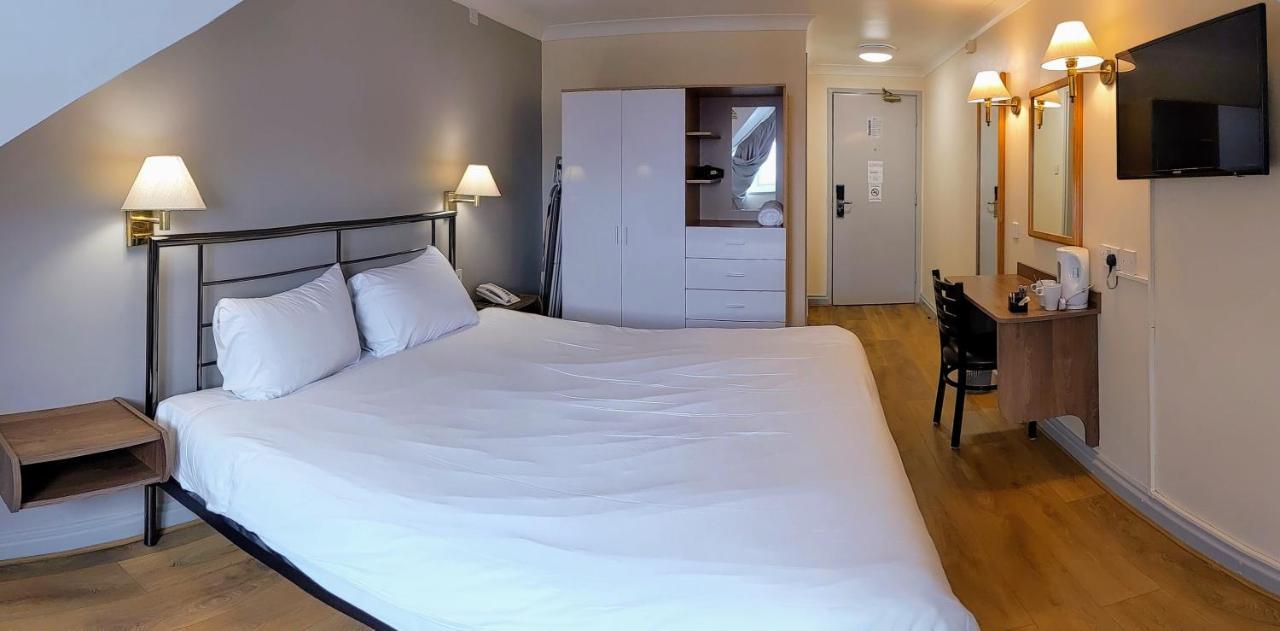 247Hotel.Com Олдем Екстер'єр фото