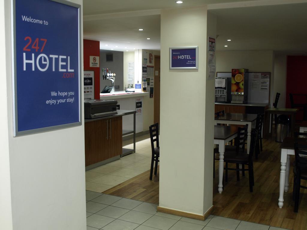 247Hotel.Com Олдем Екстер'єр фото